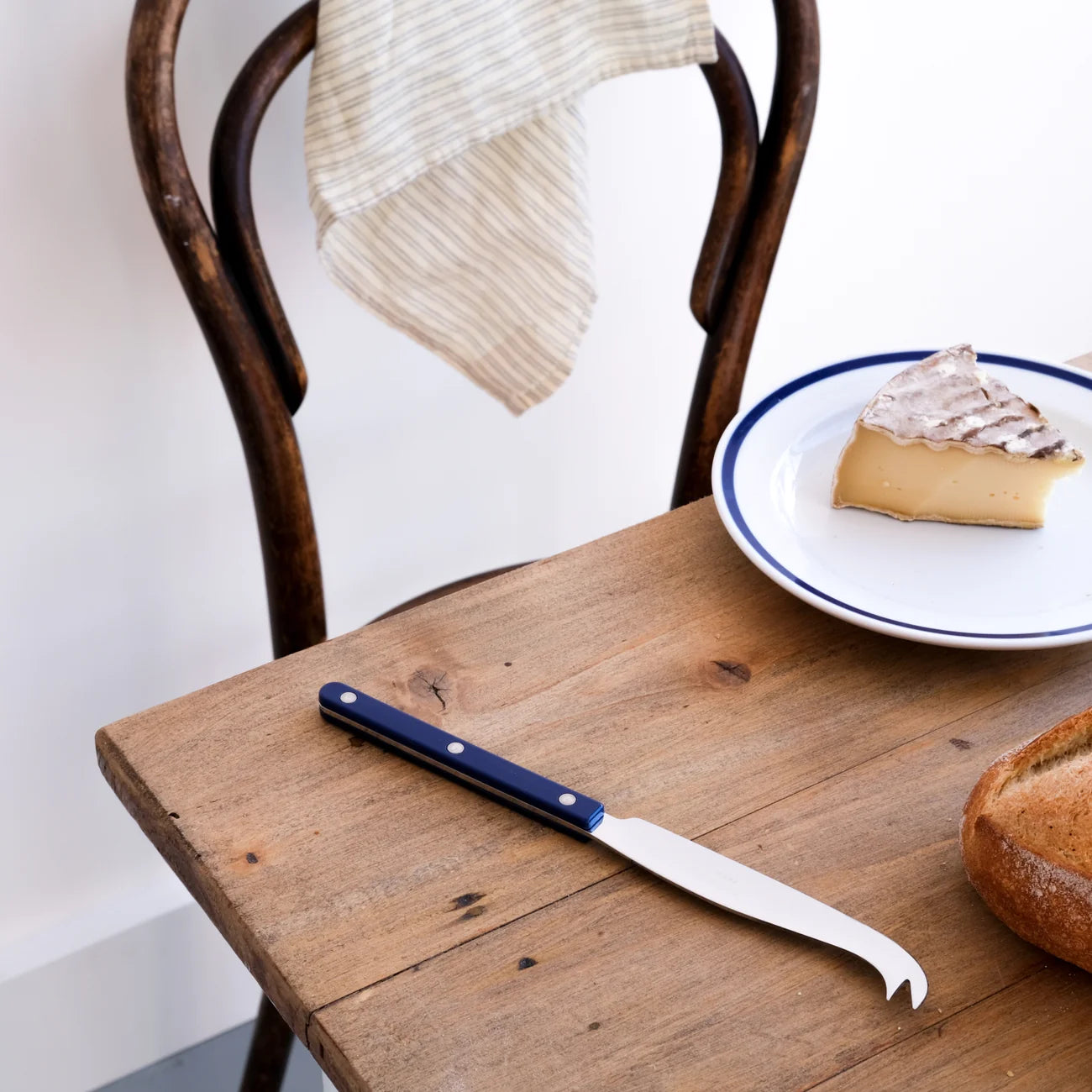 COUTEAU À FROMAGE - Bleu marine