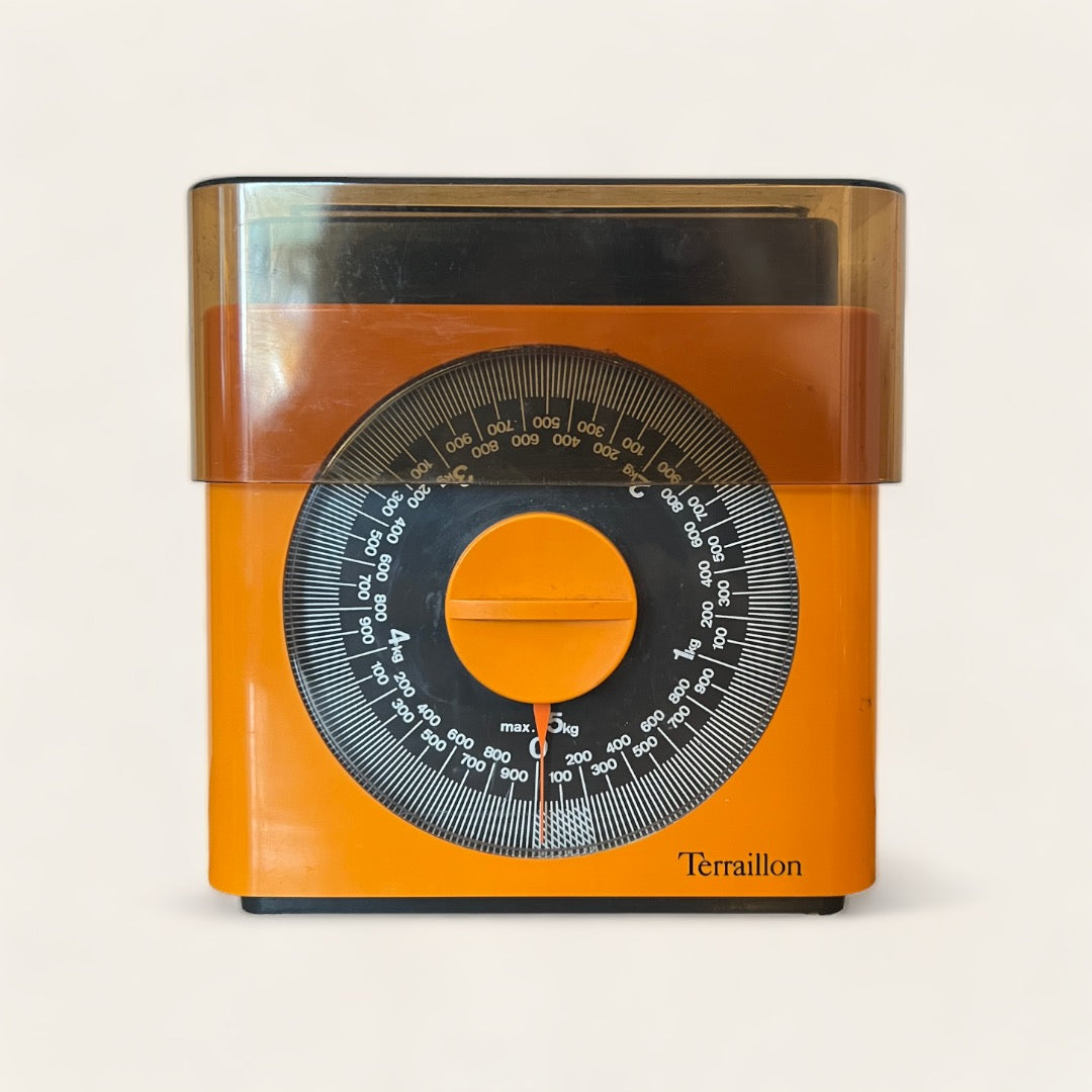 Balance Terraillon rouge vintage - Ressourcerie Histoires Sans Fin Balance Terraillon rouge vintage - Ressourcerie Histoires Sans Fin